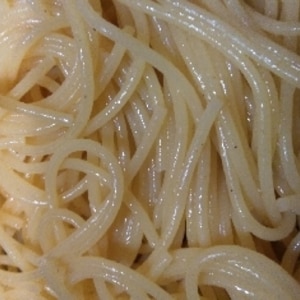 フライパンだけで、付け合わせ用のパスタ！